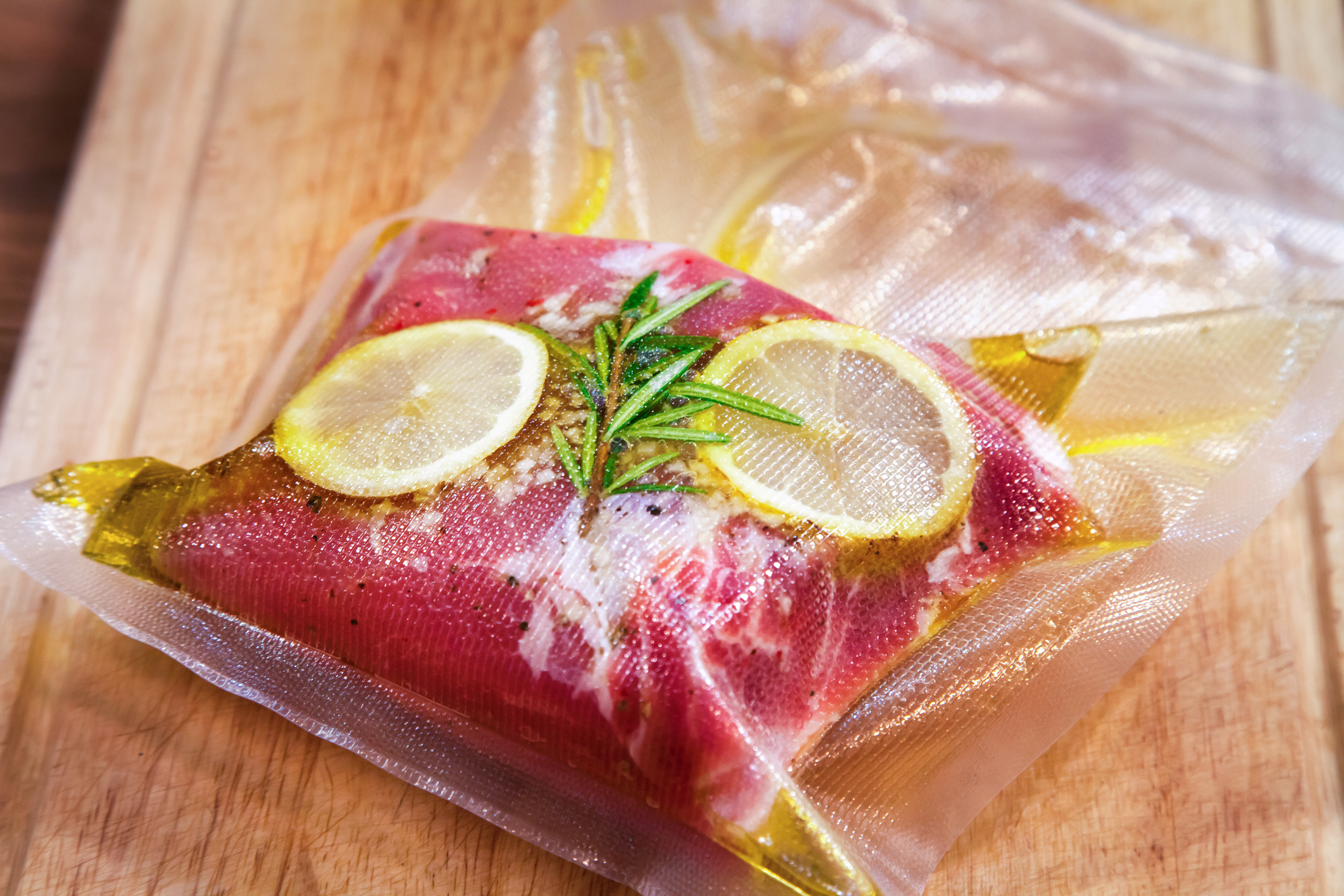 Sous-vide-Garen: Unglaublich zartes Fleisch einfach zubereiten
